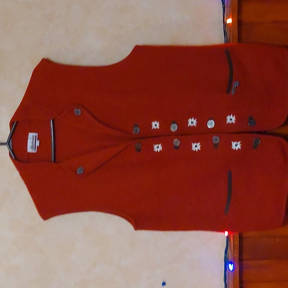 Woman's pure wool vest Size Large M.A.T
